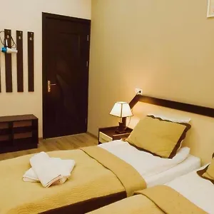 Hotel Backstreet - Near Central